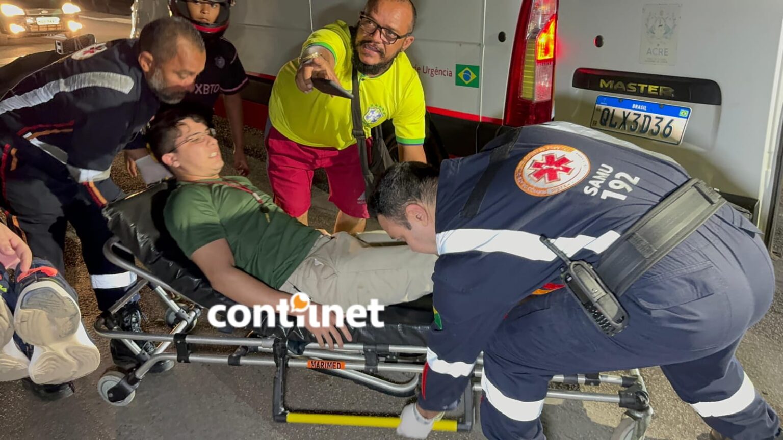 Entregador Tem Perna Quebrada Ap S Colidir Contra Ve Culo Na Esquina Do