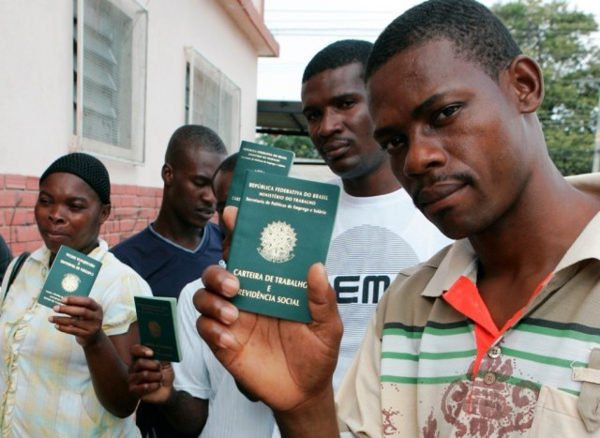Mais de 110 mil migrantes chegaram à Grécia em novembro