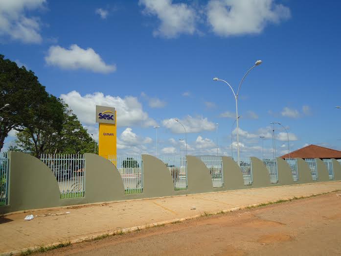 A nova unidade de cultura e lazer do Sesc em Senador Guiomard possui estacionamento, campo de futebol, ginásio poliesportivo, piscinas adulto e infantil, biblioteca, lanchonete, quiosques com churrasqueiras e playground/Foto: Ascom sesc-quinari