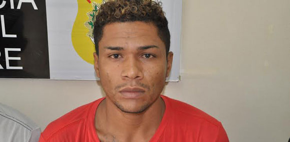 De acordo com a polícia, ele foi reconhecido pelas vítimas do assalto na fazenda/Foto: Selmo Melo/ContilNet Notícias tirobraco