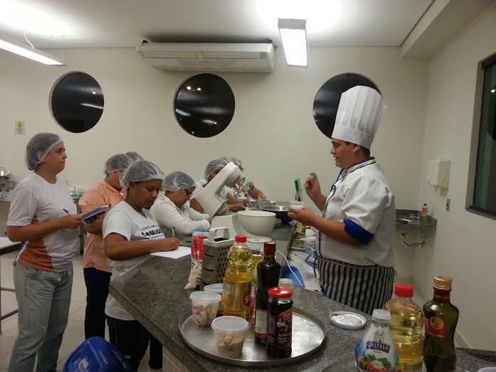 “A ideia é promover a gastronomia elaborada nos mercados e valorizar o espaço", explica a primeira-dama culinaria