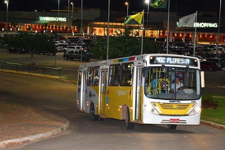 A medida foi adotada pela Superintendência Municipal de Transportes e Trânsito de Rio Branco (RBTRANS)/Foto: Assessoria onibus-shopping
