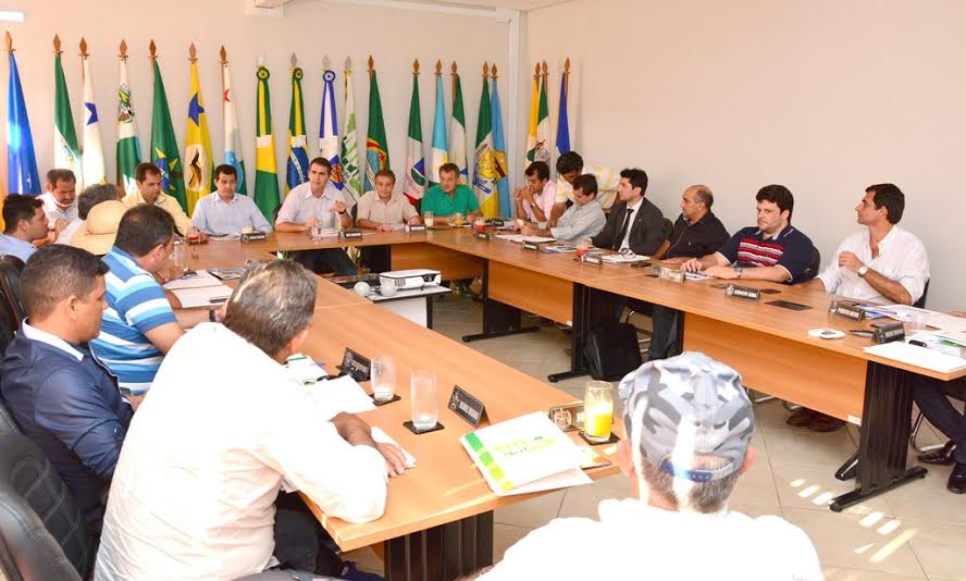 Prefeitos de vários municípios do Acre se reuniram na Amac/Foto: Assessoria prefeito