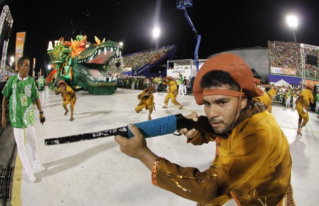Tema 2015 da G.R.E.S. Aparecida foi “Aquiri: orgulho do Brasil”, sobre a cultura do estado do Acre GRES-Aparecida-Aquiri-Brasil-Acre ACRIMA20150216 0025 18