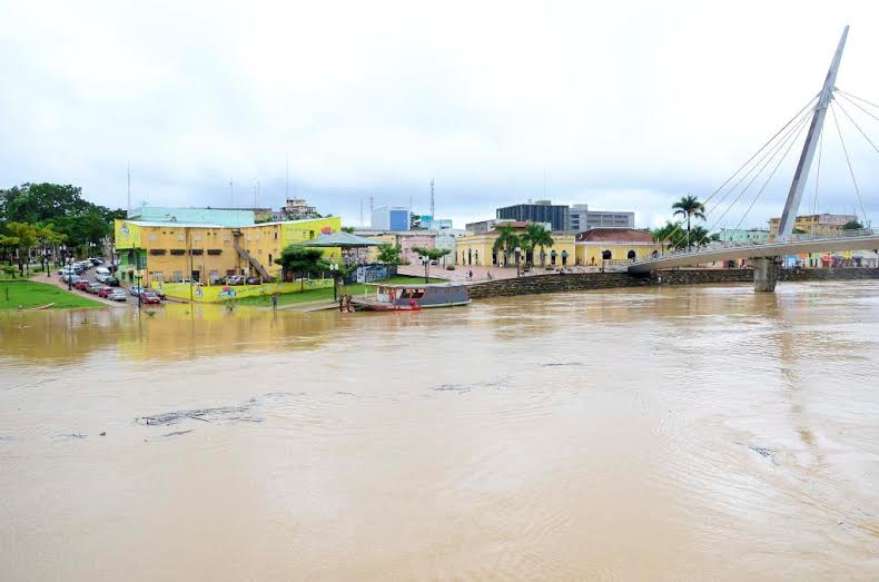 Rio Acre continua subindo na capital e já desabrigou quase 900 famílias/Foto: Ascom PMRB cheiaacre20152