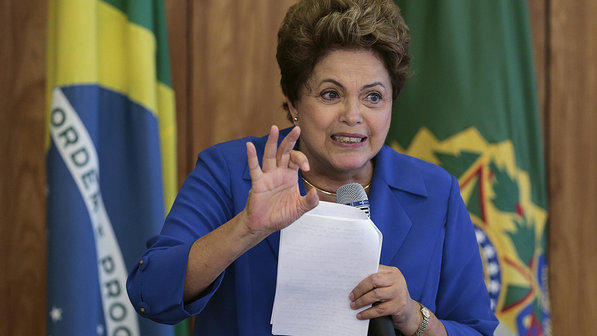 A presidente Dilma Rousseff: popularidade encolheu (Reuters) dilma-politica-20141105-35-size-598