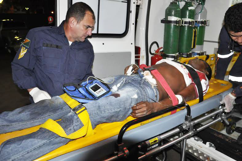 O estado de saúde de Railton Silva inspira cuidados especiais, devido os ferimentos terem atingido órgãos vitais/Foto: Selmo Melo/ContilNet Notícias irmaoigreja