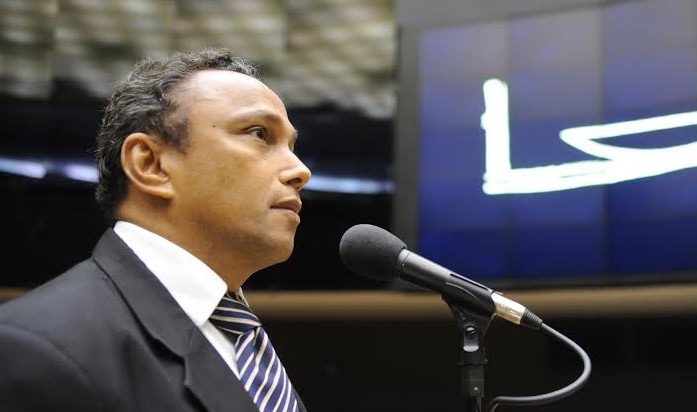 ‘Petrolão’: Sibá Machado quer comando da nova CPI da Petrobras nas mãos do PT