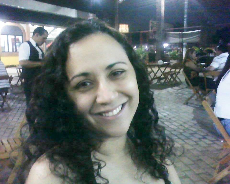 Soraya era professora do Colégio Meta/Foto: Reprodução Facebook soraya