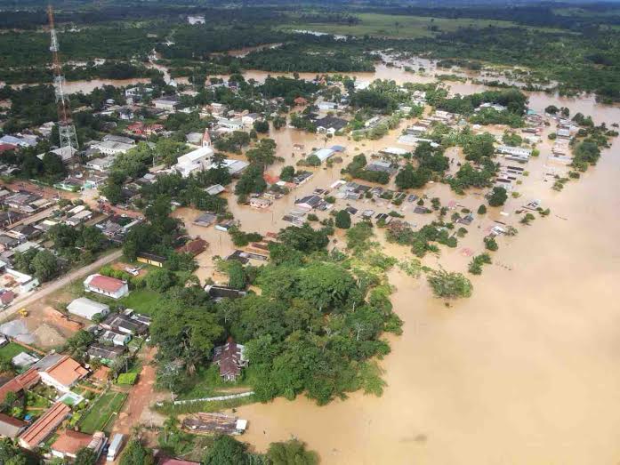 Imagem aéreas mostra o tamanho dos estragos causados pela cheia em Xapuri/Foto: Ascom PMRB xapuri