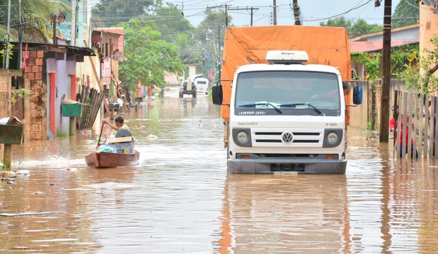 Mais de 50 mil pessoas já foram afetadas pela cheia do rio Acre na capital/Foto: Ascom PMRB rioacedomindo2