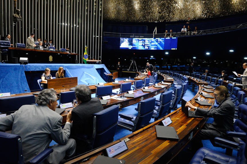 O projeto que cria o programa de combate ao 'bullying' foi aprovado como um substitutivo da CDH bulling