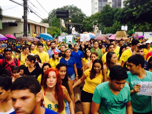 foratiaomovimento2