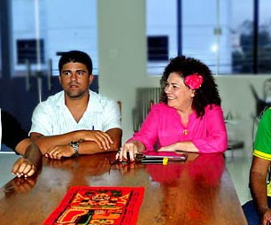 Marcos ao lado de Perpétua na campanha de 2014 perpetuaemarcos