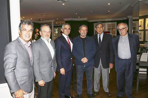 Jorge se reúne com Lula e dirigentes do PT/Foto: Facebook 10400770 876538955737538 8545533290562360169 n