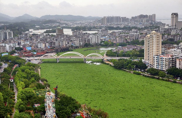 2015-04-10t050043z 1027365814 gf10000054396 rtrmadp 3 china-environment 1