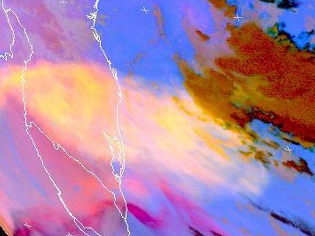 Imagens de satélite mostram nuvem de cinzas de vulcão sobre Santa Catarina (Foto: Reprodução/Eumetsat) cinzassatelite