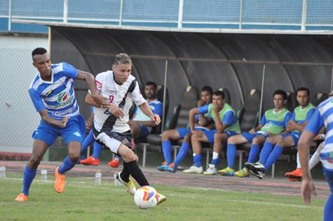 Galo Carijó chegou aos 10 pontos ganhos e assumiu o terceiro lugar na classificação do estadual/Foto: Manoel Façanha galo e vasco
