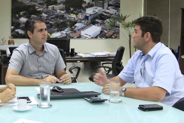 Cameli se reúne com prefeito Marcus Alexandre durante agenda em Rio Branco/Foto: Assessoria gladsonmarcus