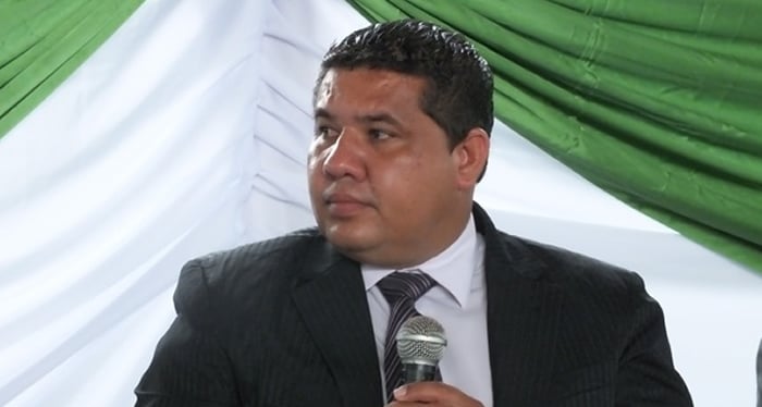 jef-01 01615731b20563577d9798f45b18bc86