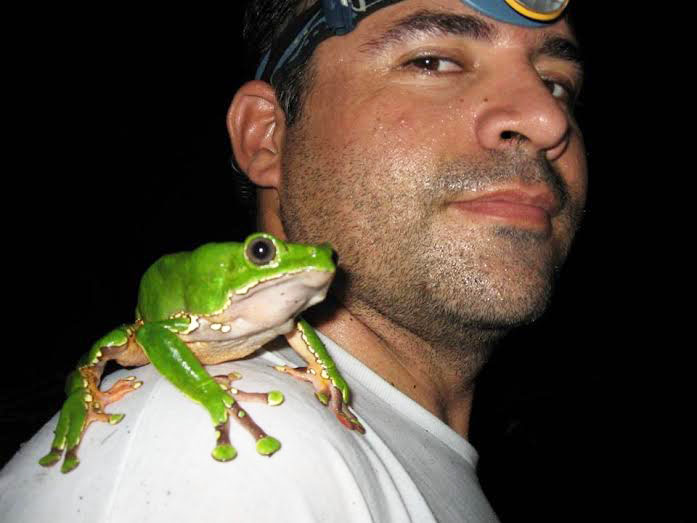 Paulo Sérgio publica imagem com sapo kambô/Foto: Arquivo pessoal sapokambo2
