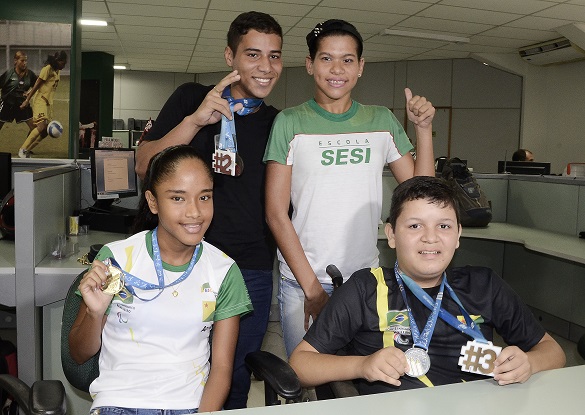 Esses são alguns dos jovens contemplados com o Bolsa-Atleta no Acre Foto Edna Medeiros Secom