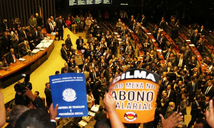 A sessão na Câmara nesta quarta-feira - Ailton de Freitas arrochofiscal
