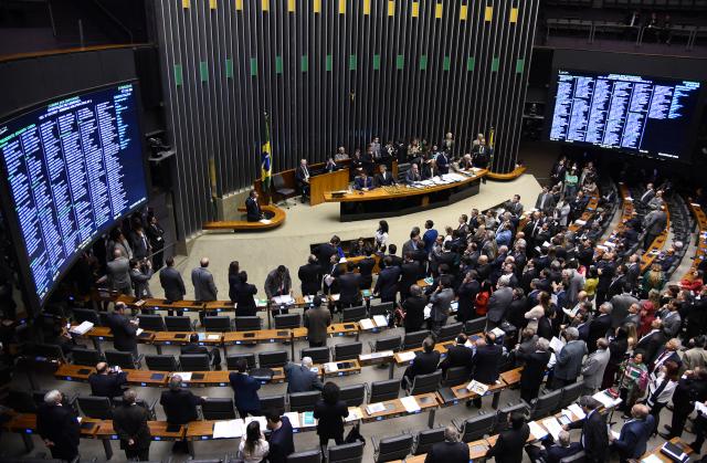 O texto completo da reforma política ainda terá que ser votado em 2º turno/Foto: zhnoticias fim da reeleiçao