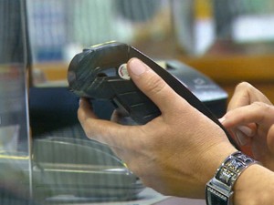 Limite maior para consignado é vetado (Foto: Reprodução EPTV) inadimplencia