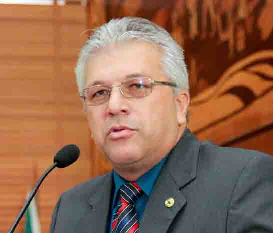 Deputado Nelson Sales assina pedido de instalação da CPI da BR-364 após “voltar” à oposição