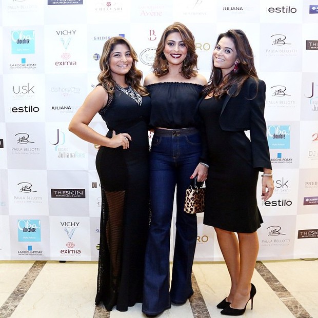 Rosana Paes, Juliana Paes e Mariana Paes com em evento de beleza no Rio 11355311 1453530688277224 366370351 n