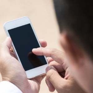 smartphone-generico-internet-movel-3g-4g-1430754789333 300x300