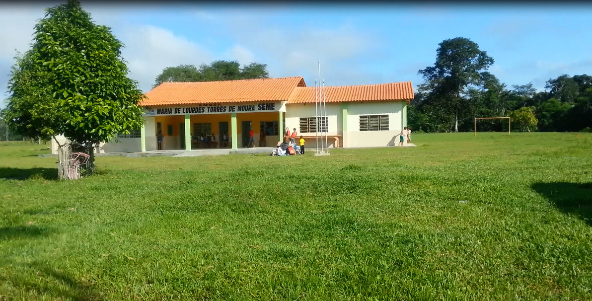 Escola em alvenaria construída na comunidade São José, no rio Iaco, na gestão Mano Rufino escola no iaco