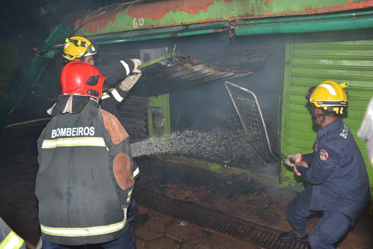 incendioquiosques2