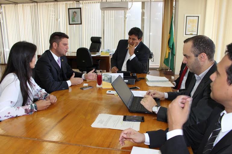 gladson jessica peteca