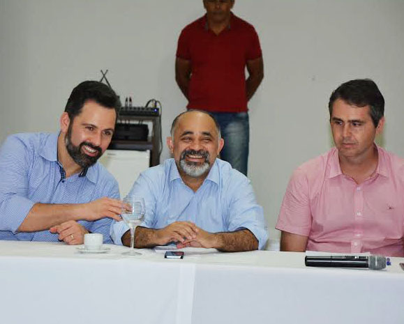 Ministro dos Esportes se reúne com prefeitos e promete vilas olímpicas em todas cidades do AC