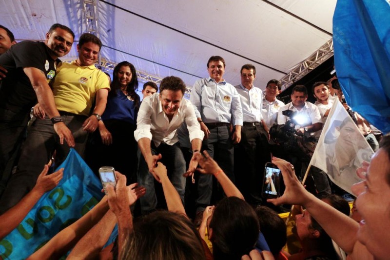 Aécio durante visita ao Acre na campanha de 2014