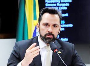 Alan Rick é contra mudança na descriminalização do porte de drogas