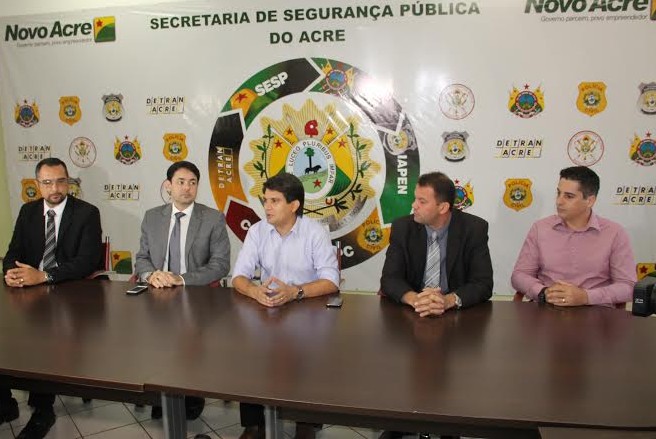 Governo abre concurso público para peritos criminais e médicos-legistas