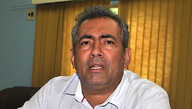 Gina: Prefeito de Plácido de Castro deixará FPA e se filiará ao PMDB