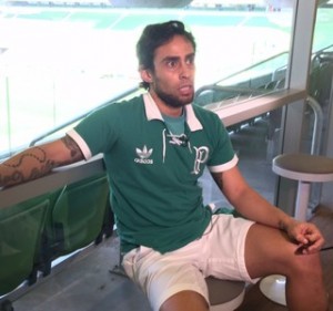 Valdivia diz que ficou magoado com a diretoria do Verdão (Foto: Felipe Zito)