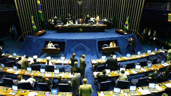 Comissão do Senado simplifica repasse de recursos a estados e municípios