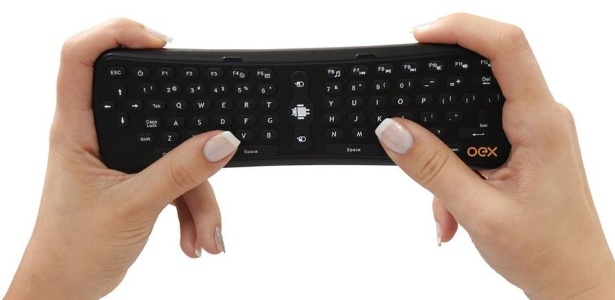 Controle remoto tem teclado e mouse para usar em TVs e PCs