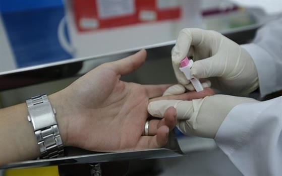 Deputado denuncia que policial foi afastado da PM por ser portador de hepatite
