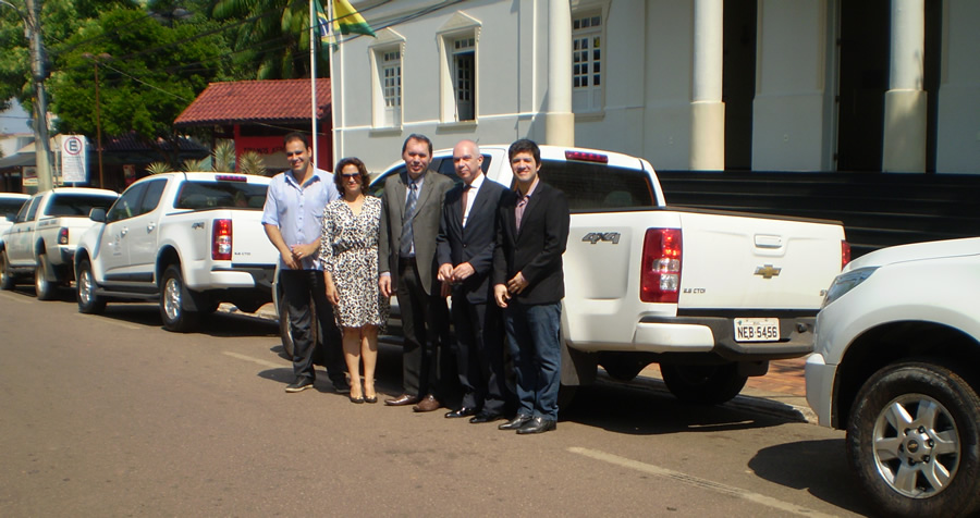 Presidente do TRT14 realiza entrega de veículos ao Fórum e Varas no Acre