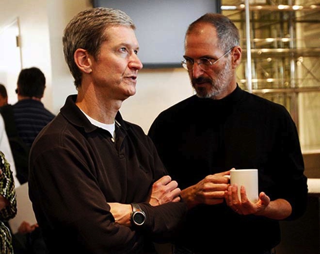 Steve Jobs é homenageado por Tim Cook em aniversário de sua morte