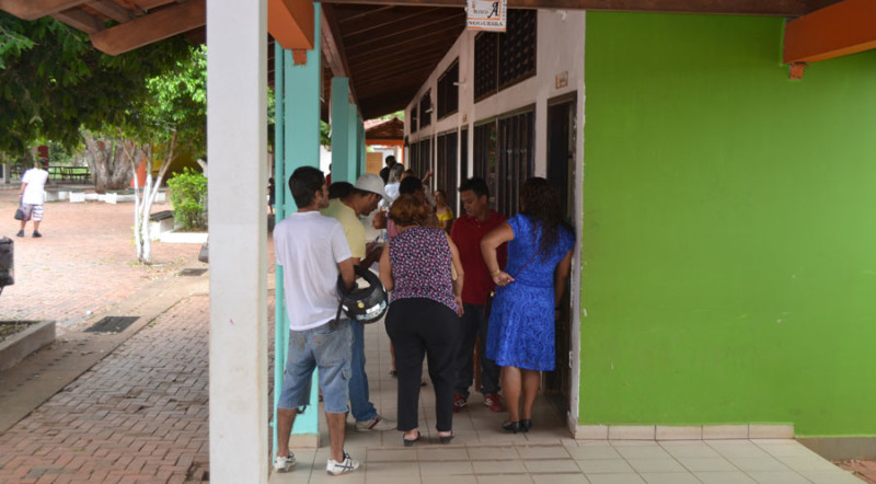 Votação ocorre de forma tranquila em Rio Branco/Foto: Charlton Lopes/ContilNet