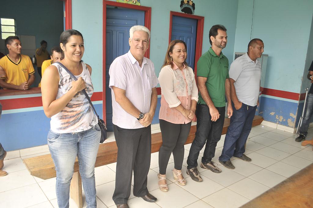 Ribeirinhos recebem certificados do curso “Criador de peixes em viveiros escavados”; Mano Rufino participa da solenidade