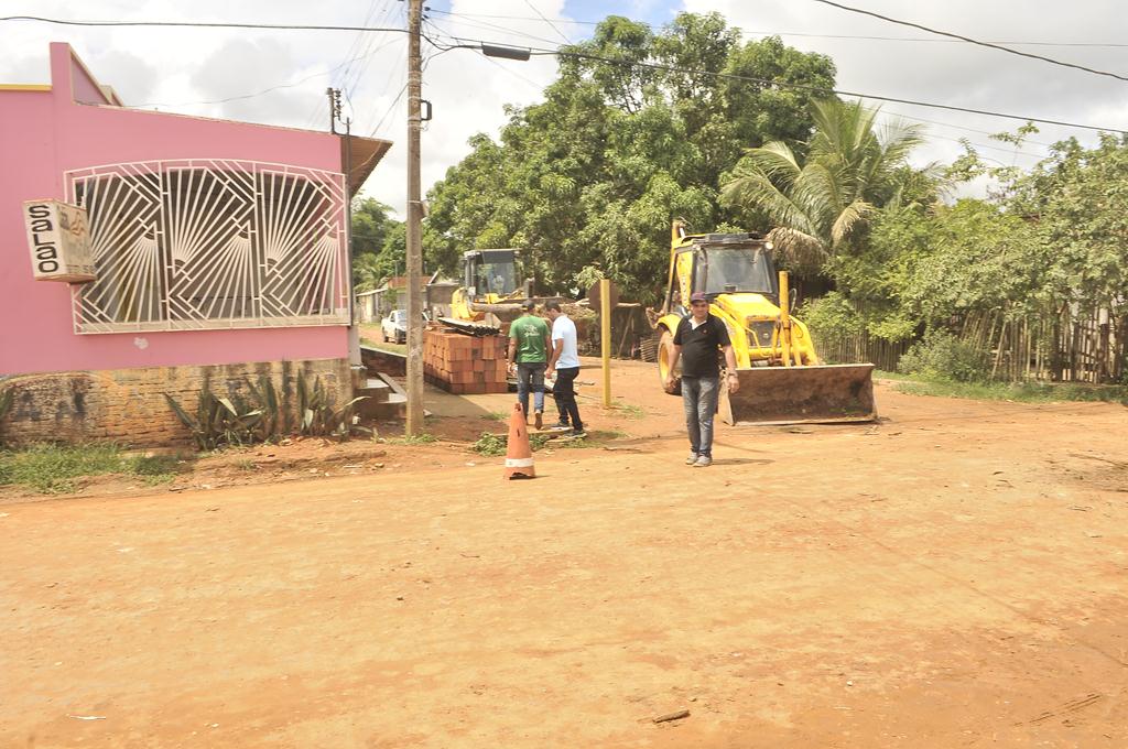Secretário de serviços urbanos garante intensificar coleta de lixo nos bairros de Sena Madureira