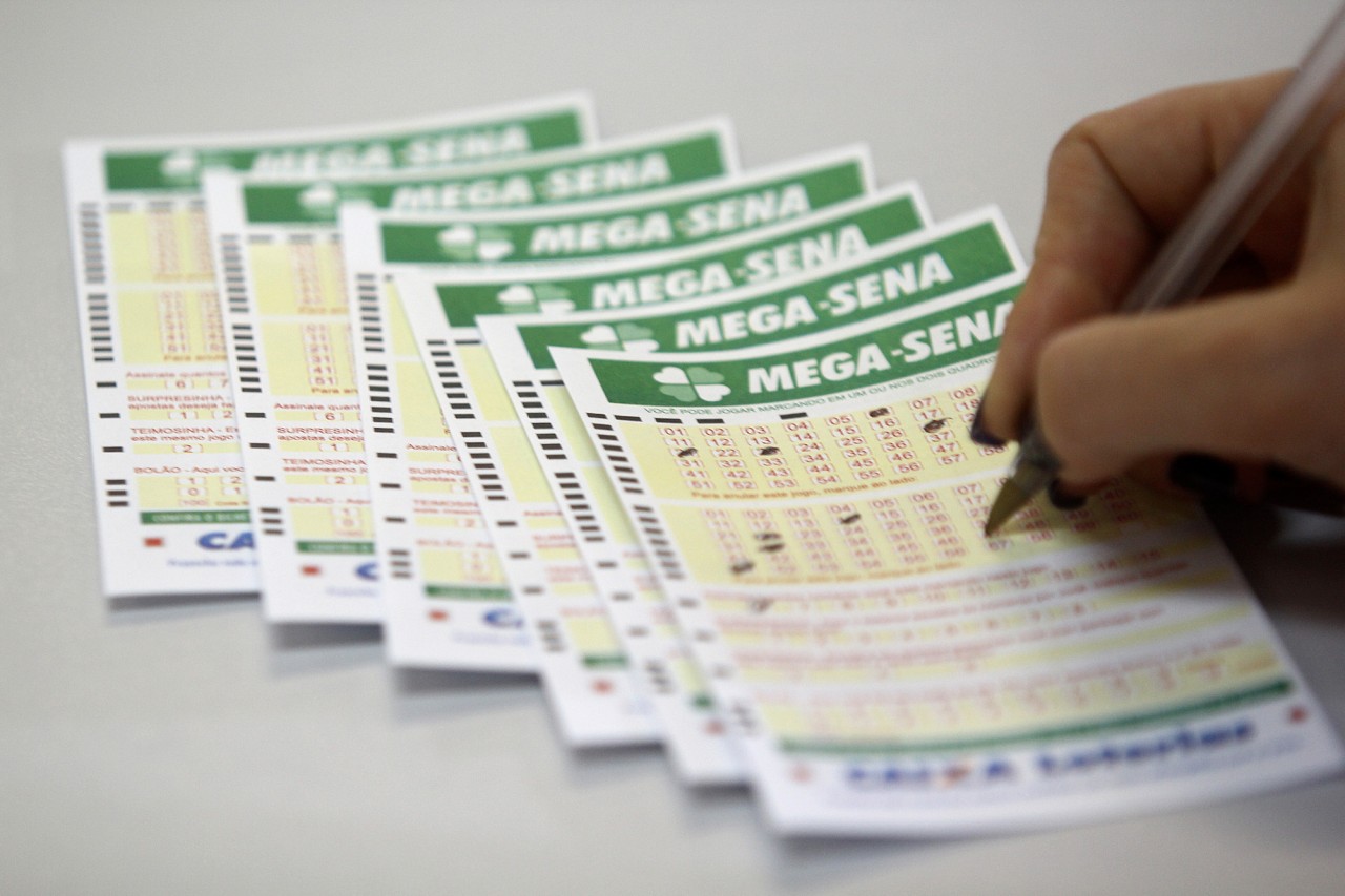 Mega-Sena pode pagar R$ 130 milhões nesta quarta-feira